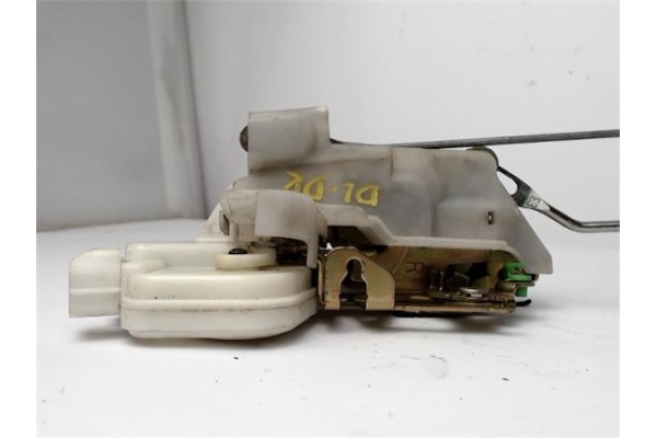 Recambio de cerradura puerta delantero derecha para mitsubishi space wagon (n80/n90) 2.4 referencia OEM IAM MR523716  