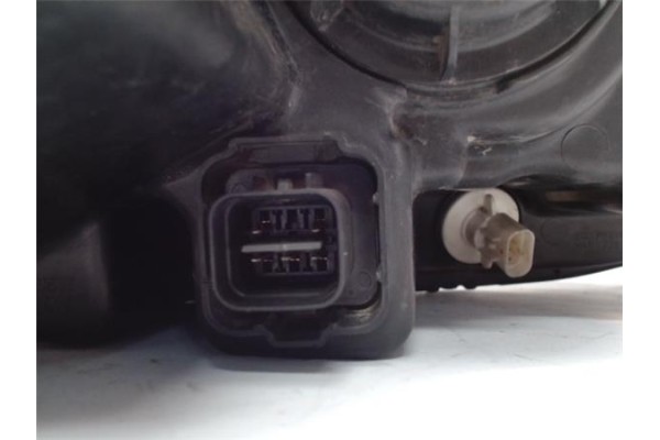 Recambio de faro delantero izquierdo para kia sorento (bl) 2.5 crdi referencia OEM IAM 921013E060   Recambio de faro delantero izquierdo para kia sorento (bl) 2.5 crdi referencia OEM IAM 921013E060