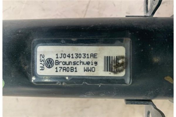 Recambio de amortiguador delantero derecho para volkswagen golf iv berlina (1j1) 1.9 tdi referencia OEM IAM 1J0413031P 302103 1J