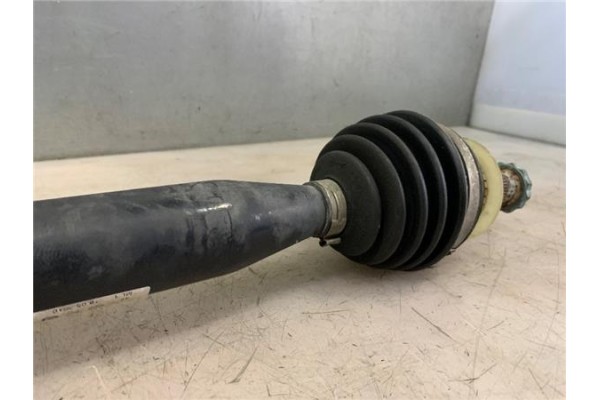 Recambio de palier delantero derecho para volkswagen polo v (6r1) 1.4 advance referencia OEM IAM 6R0407762  