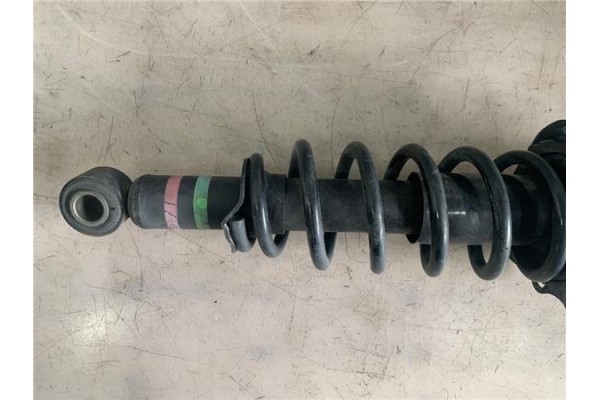 Recambio de amortiguador trasero derecho para toyota prius (nhw20) híbrido basis referencia OEM IAM 4853049725  
