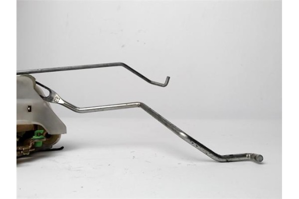 Recambio de cerradura puerta delantero derecha para mitsubishi space wagon (n80/n90) 2.4 referencia OEM IAM MR523716  