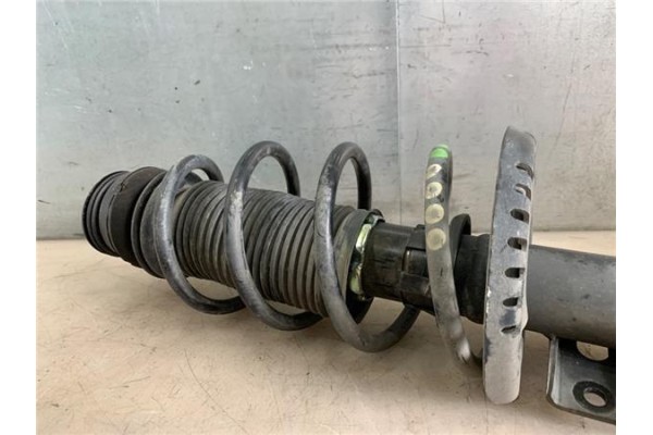 Recambio de amortiguador delantero izquierdo para volkswagen polo v (6r1) 1.4 advance referencia OEM IAM 6R0413031BR 6R0413031 