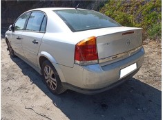 opel vectra c berlina del año 2003
