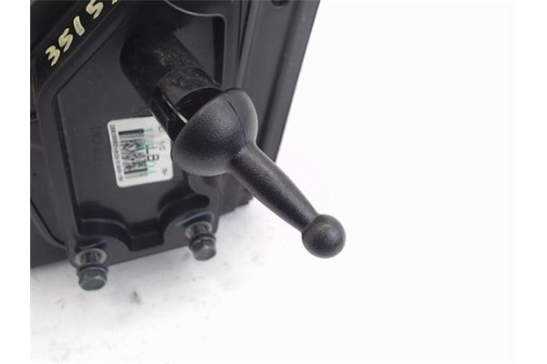 Recambio de retrovisor derecho para hyundai i20 (pb) 1.2 referencia OEM IAM 20030002  