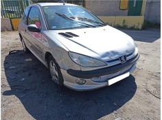 peugeot 206 del año 2000
