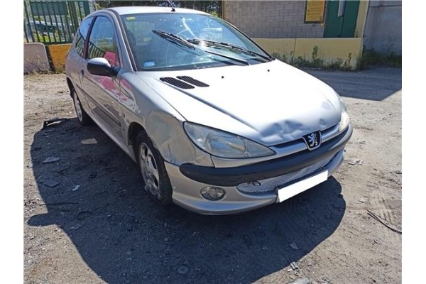 peugeot 206 del año 2000