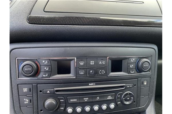 Recambio de mandos climatizador para citroen c5 tourer 2.0 business class referencia OEM IAM 6452S0  