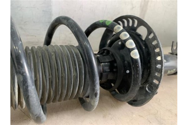 Recambio de amortiguador delantero derecho para volkswagen polo v (6r1) 1.4 advance referencia OEM IAM 6R0413031BR  