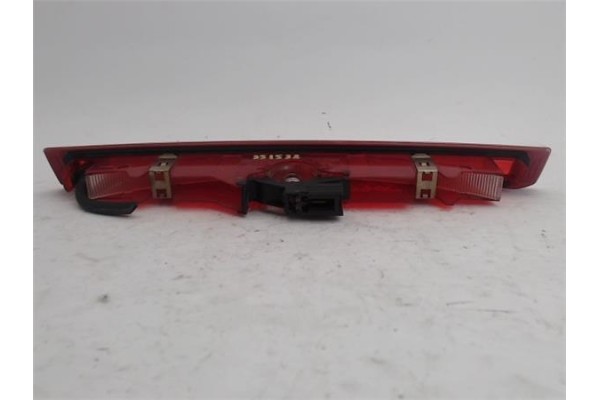 Recambio de luz central de freno para renault clio iii 1.5 dci referencia OEM IAM 7700410753 2603187 