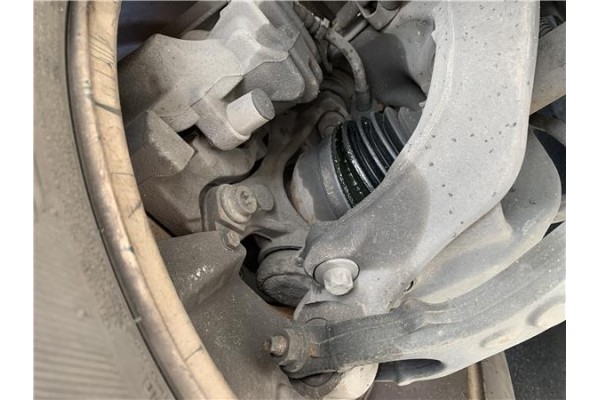 Recambio de mangueta delantero derecha para citroen c5 tourer 2.0 business class referencia OEM IAM 1640790480  