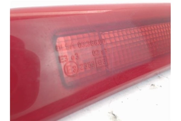 Recambio de luz central de freno para renault clio iii 1.5 dci referencia OEM IAM 7700410753 2603187 