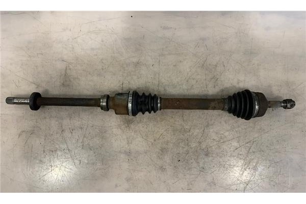 Recambio de palier delantero derecho para peugeot 206 1.4 i referencia OEM IAM   