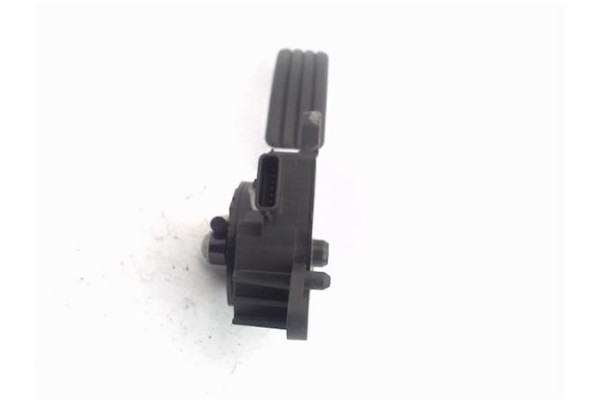 Recambio de pedal acelerador para renault clio iii 1.5 dci referencia OEM IAM 8200297342  