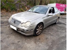 mercedes-benz clase c (bm 203) sportcoupe del año 2004