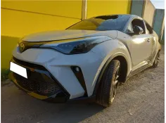 TOYOTA C-HR (X10)