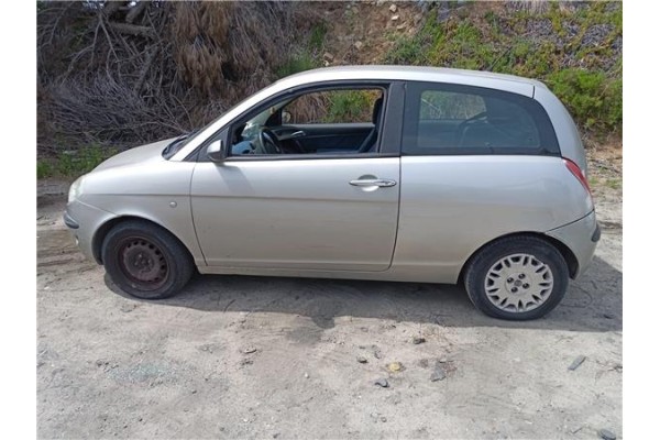 lancia ypsilon (101) del año 2005