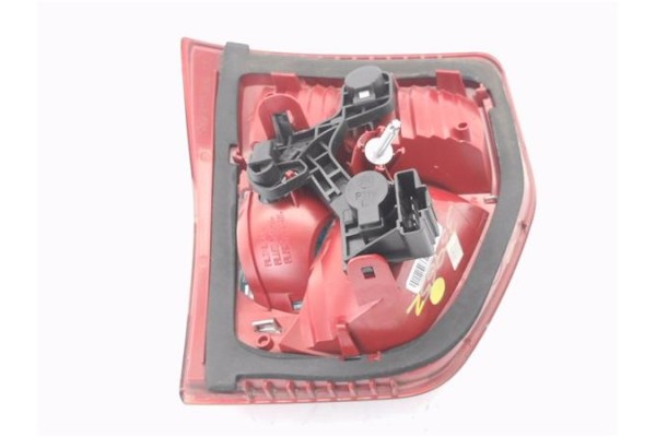 Recambio de piloto porton trasero derecho para citroen c5 tourer 2.0 business class referencia OEM IAM 9671811380 6351LW 