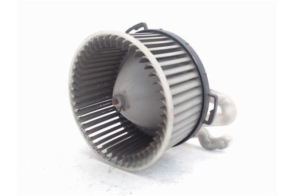 Recambio de motor calefaccion para mazda 3 sedán (bk) 1.6 di turbo referencia OEM IAM 8940000  