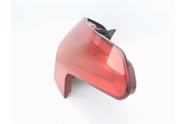 Recambio de piloto trasero derecho para citroen c5 tourer 2.0 business class referencia OEM IAM 6350FA VP8X8X13404AX 