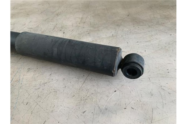 Recambio de amortiguador trasero derecho para nissan nv200 /evalia (m20/m) 1.5 nv200 furgón comfort referencia OEM IAM E6210JX50
