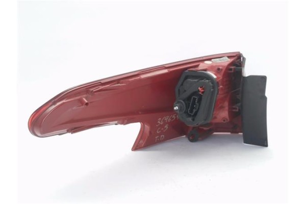 Recambio de piloto trasero derecho para citroen c5 tourer 2.0 business class referencia OEM IAM 6350FA VP8X8X13404AX 