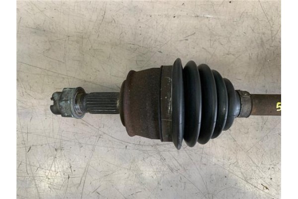 Recambio de palier delantero izquierdo para fiat punto / grande punto (199) 1.2 referencia OEM IAM 55700562  