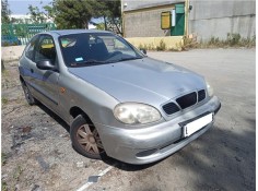 daewoo lanos del año 2000