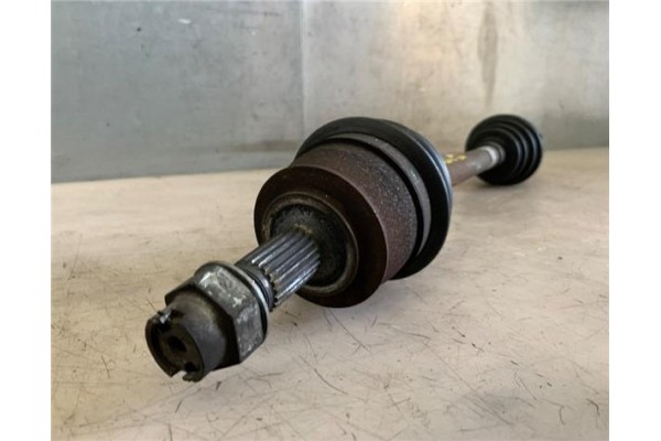 Recambio de palier delantero izquierdo para fiat punto / grande punto (199) 1.2 referencia OEM IAM 55700562  