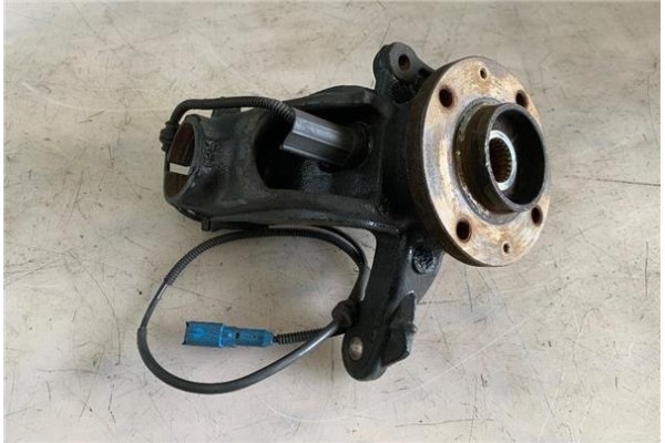 Recambio de mangueta delantero derecha para citroen c-elysée 1.6 exclusive referencia OEM IAM 1607557580 438107 364791 , CITROËN