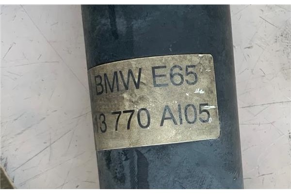 Recambio de cardan trasero para bmw serie 7 (e65/e66) 4.4 745i referencia OEM IAM 26107513770  