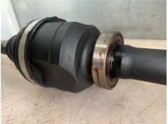 Recambio de palier delantero derecho para renault trafic ii furgón (fl) 2.5 dti referencia OEM IAM 8200169163  