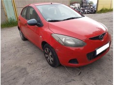 mazda 2 berlina (de) del año 2008