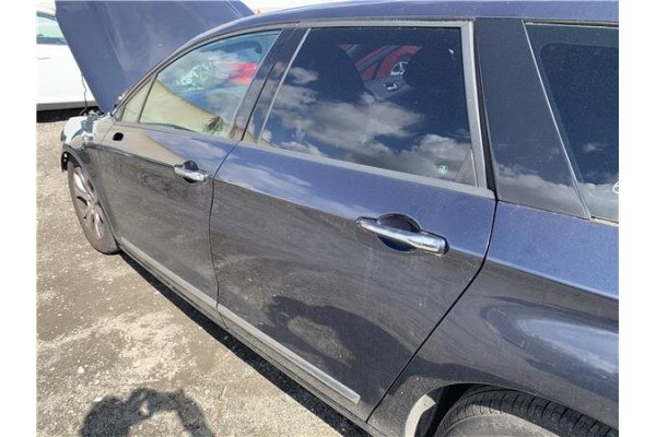 Recambio de puerta trasero izquierda para citroen c5 tourer 2.0 business class referencia OEM IAM 9006L5  