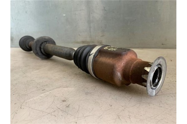 Recambio de palier delantero derecho para dacia sandero i 1.2 16v referencia OEM IAM 391004298R  