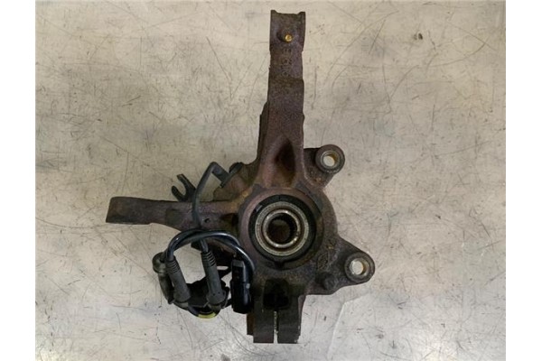 Recambio de mangueta delantero izquierda para dacia sandero i 1.2 16v referencia OEM IAM 400155389R  