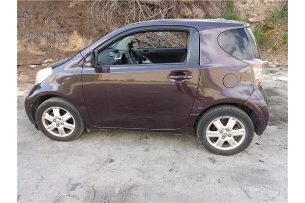 toyota iq (nuj1/ngj1/kgj1) del año 2009