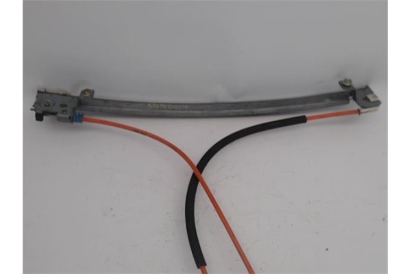 Recambio de elevalunas electrico delantero derecho para peugeot 106 (s2) 1.1 i referencia OEM IAM 400672T3  