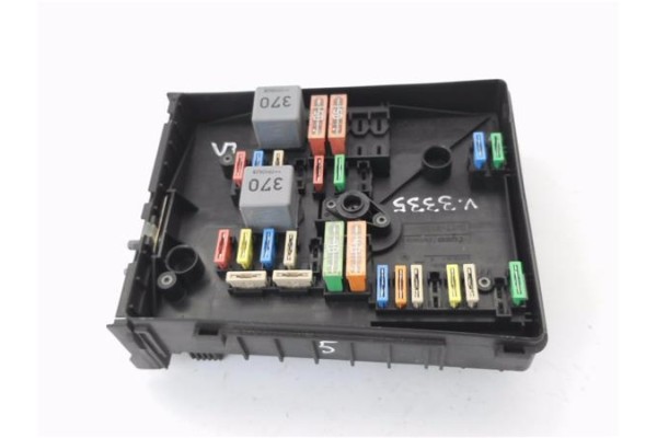 Recambio de caja fusibles/rele para seat altea (5p1) 1.9 emocion referencia OEM IAM 1K0937629A  