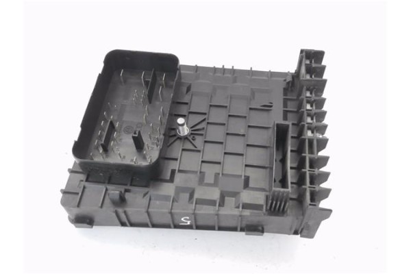 Recambio de caja fusibles/rele para seat altea (5p1) 1.9 emocion referencia OEM IAM 1K0937629A  