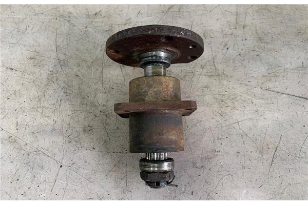 Recambio de buje trasero derecho para seat 600 e 765 referencia OEM IAM   