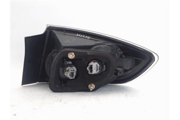 Recambio de piloto trasero izquierdo para mazda 3 sedán (bk) 1.6 di turbo referencia OEM IAM BN9A51160D  
