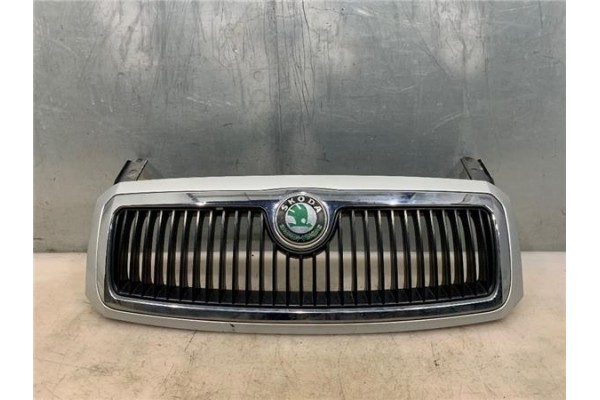 Recambio de rejilla capo para skoda fabia (6y2/6y3) 1.4 referencia OEM IAM   