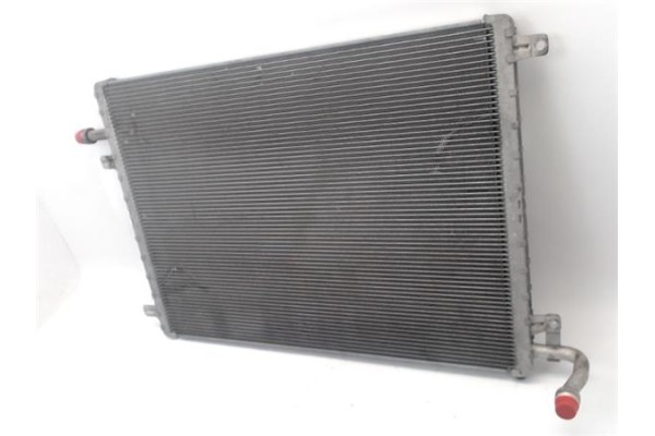Recambio de radiador agua para land rover discovery sport 2.0 basis fwd referencia OEM IAM J9C38K230AB J9C38K230AA 