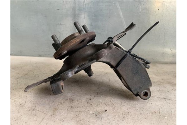 Recambio de mangueta delantero derecha para volvo s40 berlina 1.6 referencia OEM IAM 30760281  