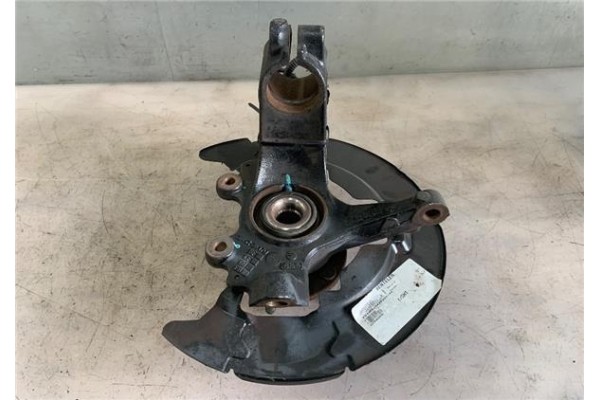 Recambio de mangueta delantero derecha para volvo s40 berlina 1.6 referencia OEM IAM 30760281  