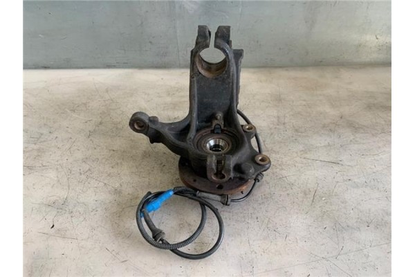 Recambio de mangueta delantero izquierda para citroen c3 1.4 attraction referencia OEM IAM 364690  