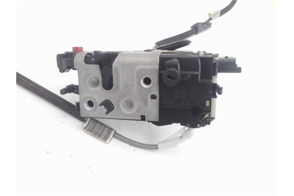 Recambio de cierre electromagnetico trasero izquierdo para citroen c4 berlina 1.6 exclusive referencia OEM IAM 9685351980  