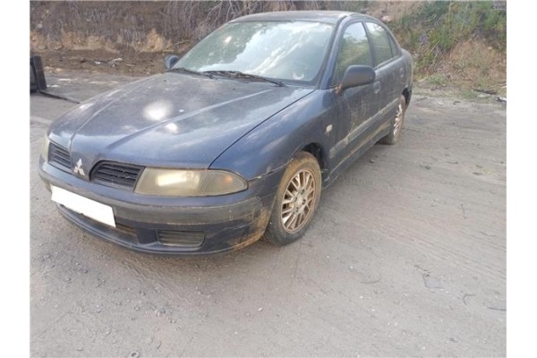mitsubishi carisma berlina 5 (da0) del año 2003