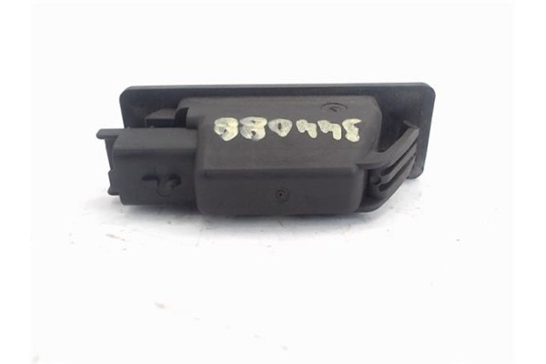 Recambio de piloto matricula trasero derecho para citroen c4 berlina 1.4 16v referencia OEM IAM   